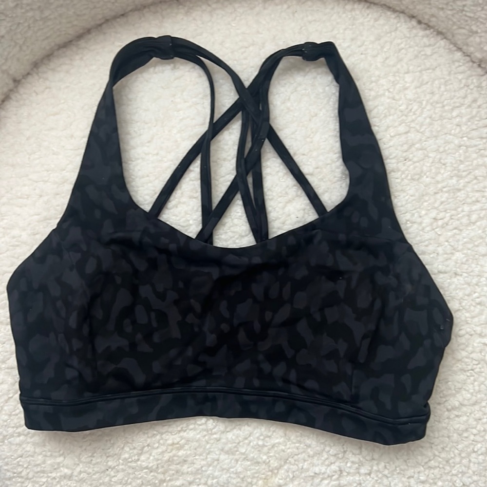 Lululemon Size 8 sports bra